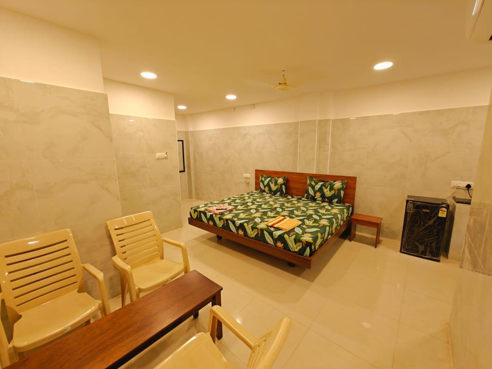 Saibala Lnn Hotel Ченай Екстериор снимка